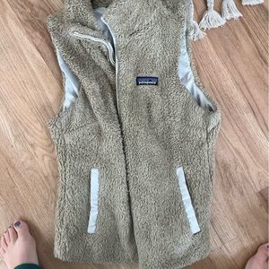 Women's Patagonia vest. Tan